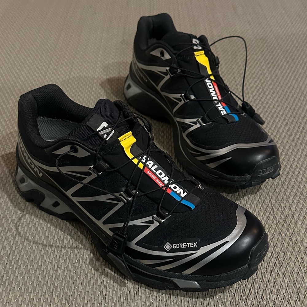 SALOMON XT-6 GORE-TEX SNEAKERS IN BLACK/SILVER